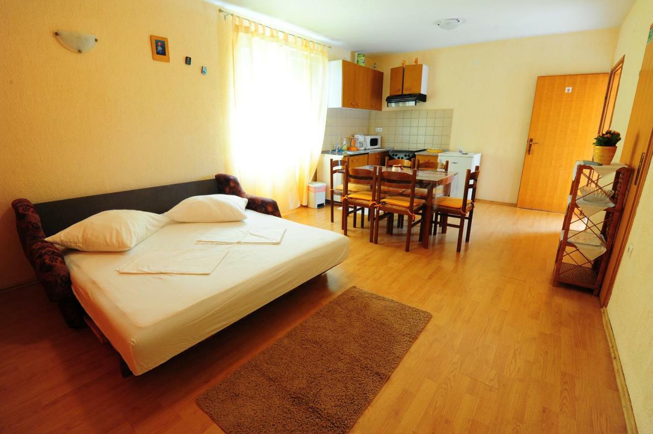 Apartmani Margeta Rab Town Dış mekan fotoğraf